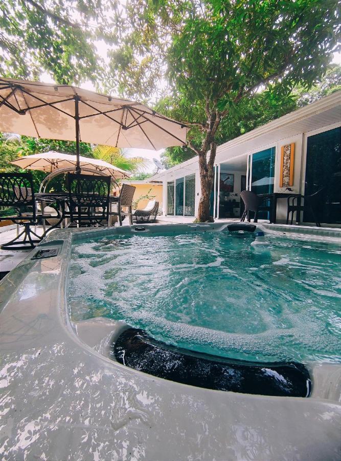 La Romantica Bed and Breakfast Contadora Island Exterior foto