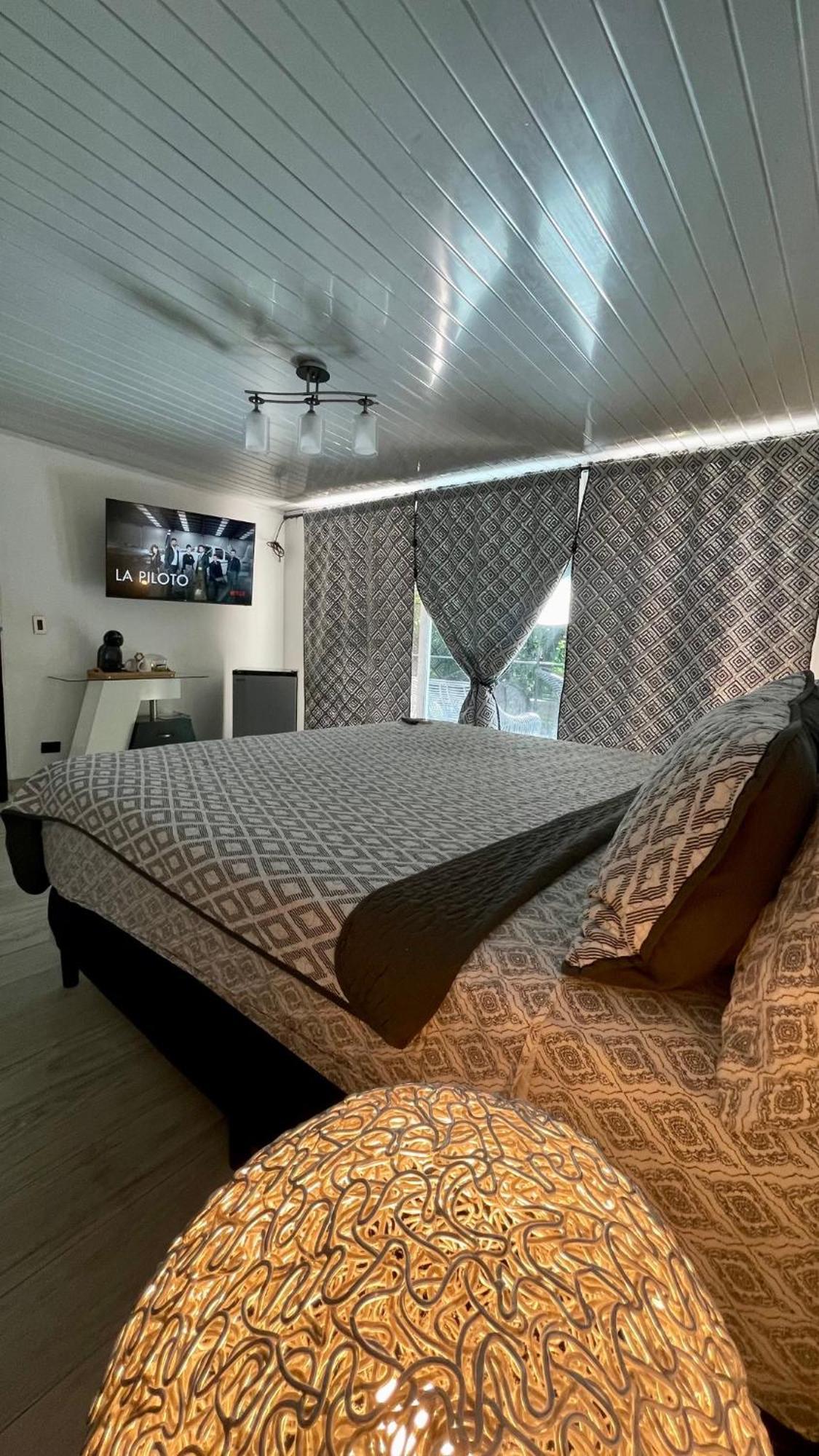 La Romantica Bed and Breakfast Contadora Island Exterior foto